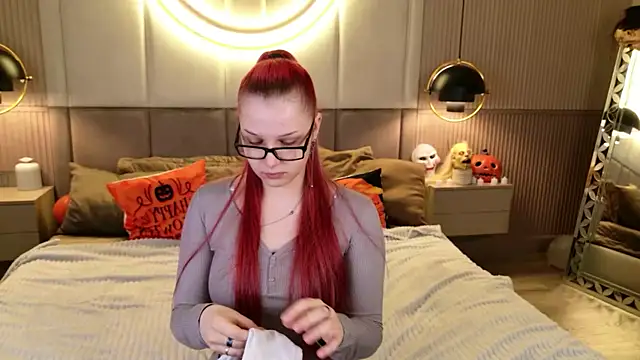 Snapshot of Wilda_Foster chatting on 4, 11, 2025 Wilda Foster online show from 4, 11, 2025