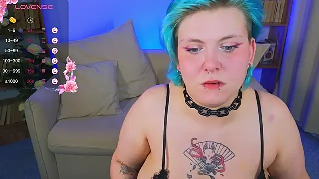 bluelunaray online show from 9, 9, 2025