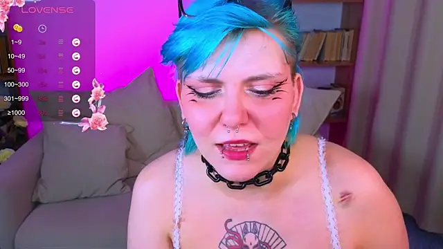 bluelunaray online show from 10, 9, 2025