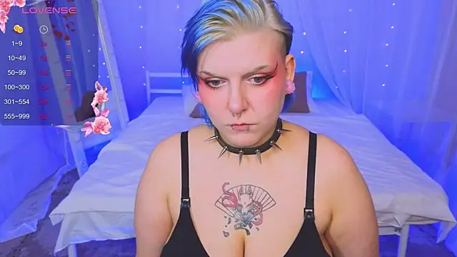 bluelunaray online show from 24, 9, 2025