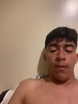 BadboyXXXMZ online show from 17, 4, 2026