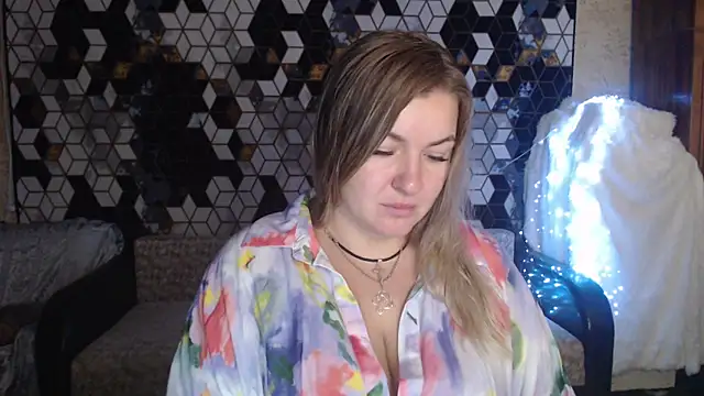 NikaSkylink online show from 24, 11, 2025