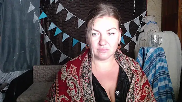 NikaSkylink online show from 2, 10, 2025