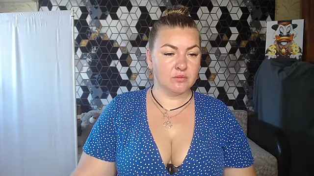 NikaSkylink online show from 11, 6, 2026