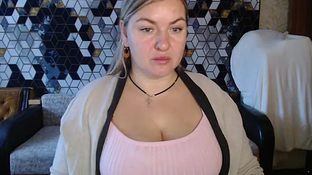 NikaSkylink online show from 3, 2, 2026