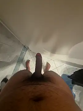 UnCutCrotch online show from 18, 1, 2026