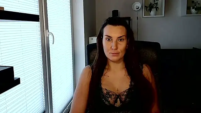 DonnaAmore online show from 28, 10, 2025