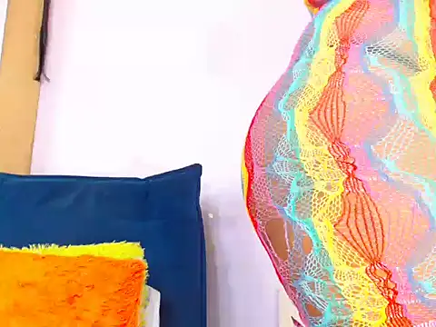 Snapshot of SexyScarlet101 chatting on 14, 12, 2025 SexyScarlet101 online show from 14, 12, 2025