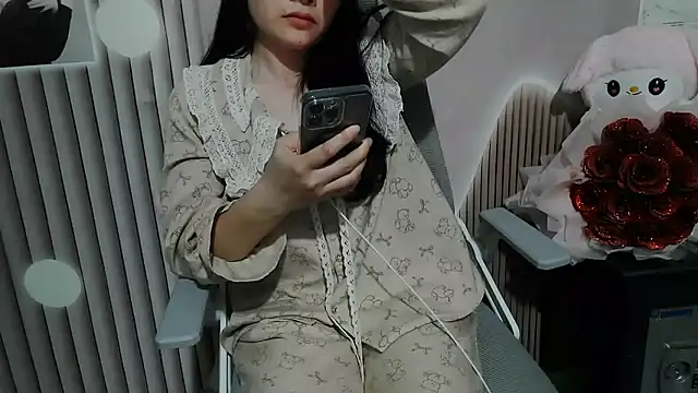 Emachiii online show from 23, 11, 2025