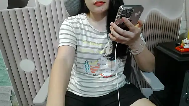 Emachiii online show from 28, 9, 2025