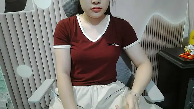 Emachiii online show from 25, 9, 2025