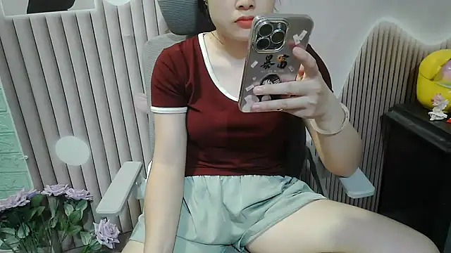 Emachiii online show from 8, 10, 2025