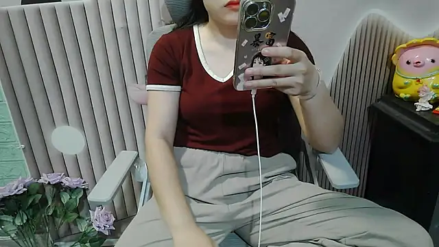 Emachiii online show from 9, 10, 2025