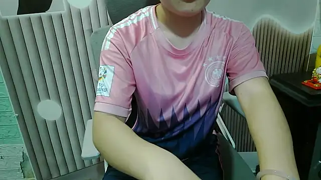 Emachiii online show from 23, 9, 2025