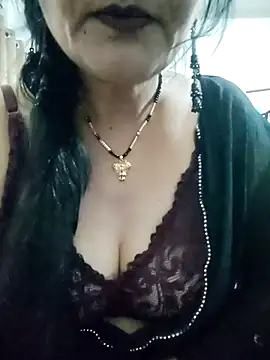 Cuty siya 143 online show from 13, 10, 2025