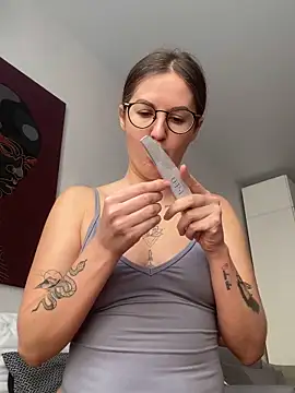 ElizabetBlack online show from 6, 1, 2026