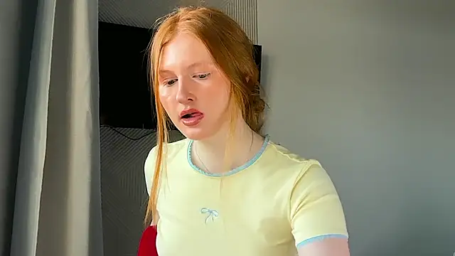 LuxXAngel online show from 7, 6, 2026