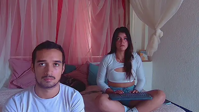 Laila asher online show from 8, 9, 2025