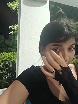 Laila asher online show from 1, 11, 2025