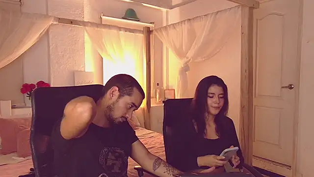 Laila asher online show from 2, 10, 2025