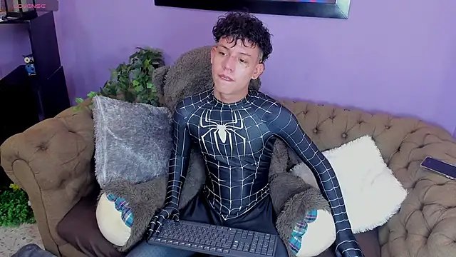 JoseLucian online show from 30, 10, 2025