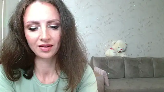 Amber Carrol online show from 10, 5, 2026