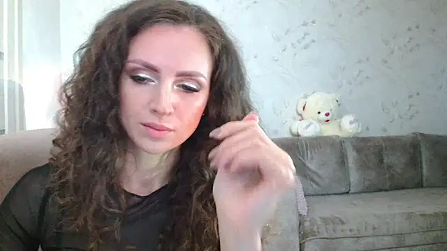 Amber Carrol online show from 25, 4, 2026
