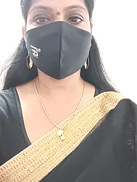 shivani27 online show from 2, 10, 2025