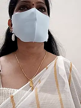 shivani27 online show from 15, 9, 2025