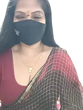 Snapshot of shivani27 chatting on 10, 6, 2026 shivani27 online show from 10, 6, 2026