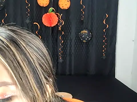 AntonelaMorriz online show from 13, 10, 2025