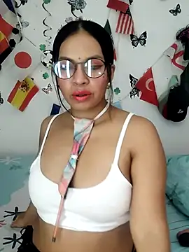 Snapshot of AntonelaMorriz chatting on 3, 7, 2026 AntonelaMorriz online show from 3, 7, 2026