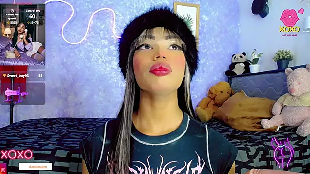 Snapshot of Aishasexy18 chatting on 21, 11, 2025 Aishasexy18 online show from 21, 11, 2025