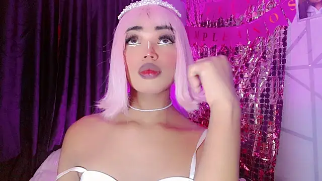 Snapshot of Aishasexy18 chatting on 21, 9, 2025 Aishasexy18 online show from 21, 9, 2025