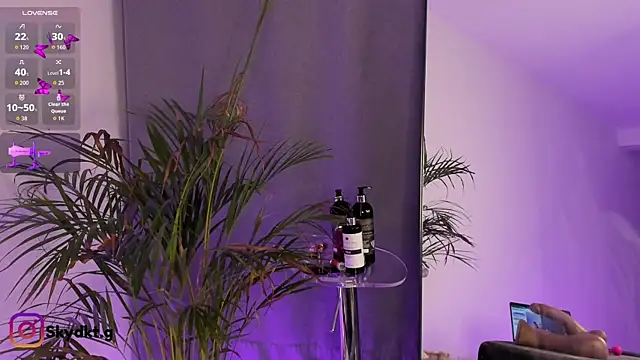 Sky Dark7 online show from 14, 9, 2025