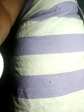 Snapshot of Nude-Priya2 chatting on 2, 12, 2025 Nude-Priya2 online show from 2, 12, 2025