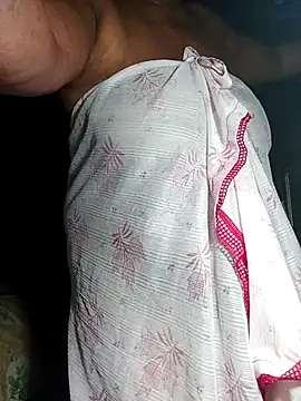 Snapshot of Nude-Priya2 chatting on 28, 9, 2025 Nude-Priya2 online show from 28, 9, 2025