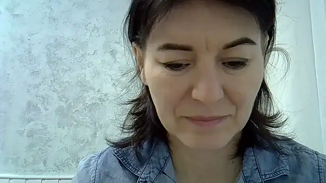 Krystal 82 online show from 16, 11, 2025