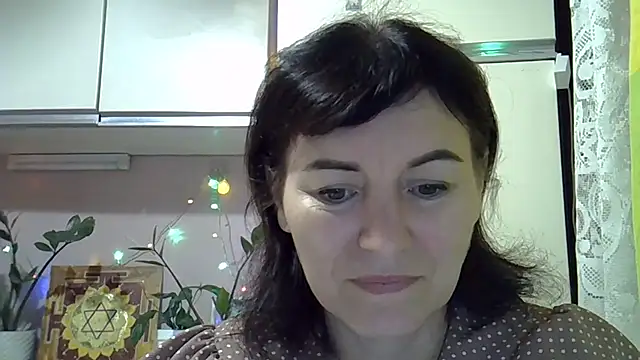 Krystal 82 online show from 19, 9, 2025