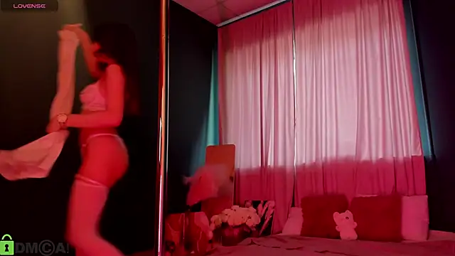 Lillie Miller online show from 14, 4, 2026