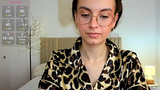 Snapshot of Real_cutie1 chatting on 30, 6, 2026 Real cutie1 online show from 30, 6, 2026
