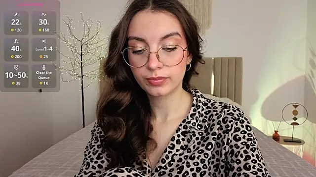 Snapshot of Real_cutie1 chatting on 16, 6, 2026 Real cutie1 online show from 16, 6, 2026