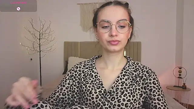 Real cutie1 online show from 11, 5, 2026