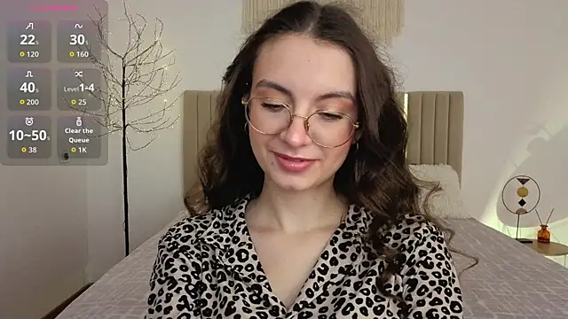 Snapshot of Real_cutie1 chatting on 6, 6, 2026 Real cutie1 online show from 6, 6, 2026