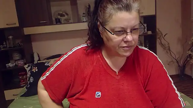 Claudia 71love online show from 8, 10, 2025