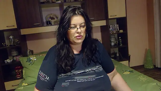 Snapshot of Claudia_71love chatting on 11, 7, 2026 Claudia 71love online show from 11, 7, 2026