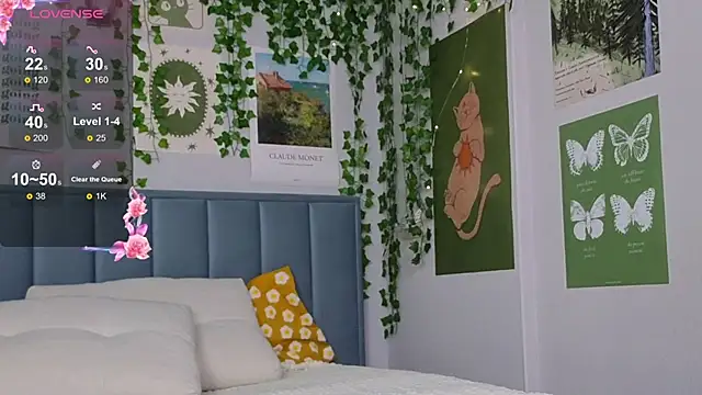 Ashley Pierce online show from 25, 11, 2025