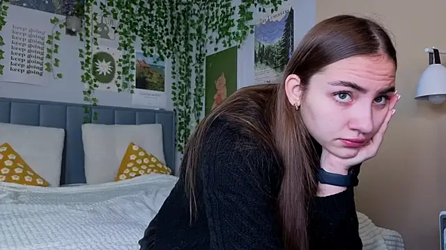 Ashley Pierce online show from 6, 10, 2025