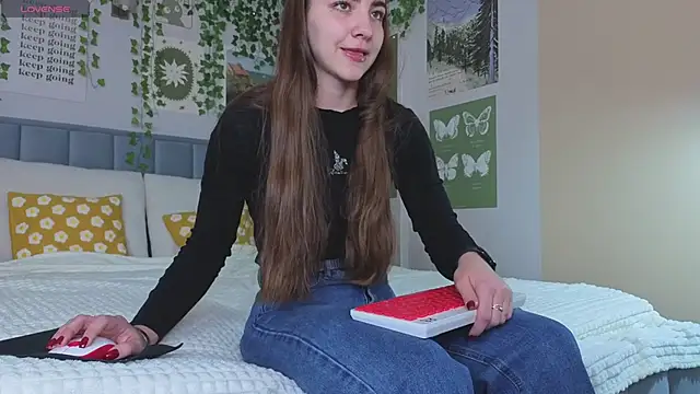 Ashley Pierce online show from 15, 9, 2025