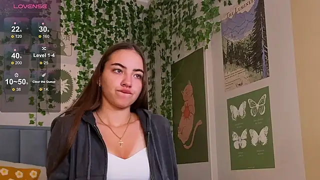 Ashley Pierce online show from 13, 11, 2025